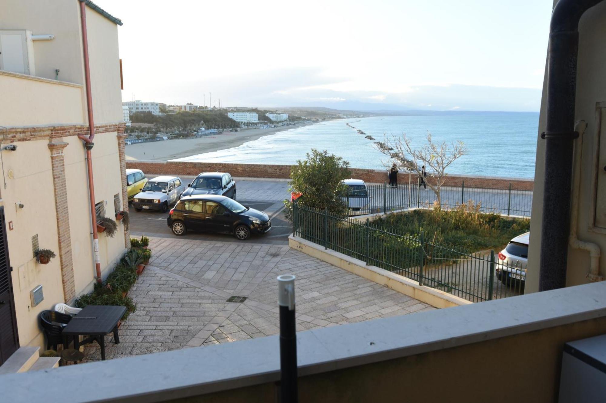 La Casa Di Anna Al Faro Bed & Breakfast Termoli Eksteriør bilde